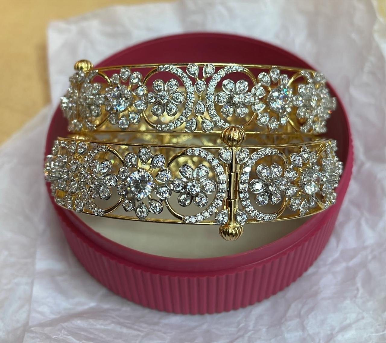 Gold Bangles - Achari in puducherry